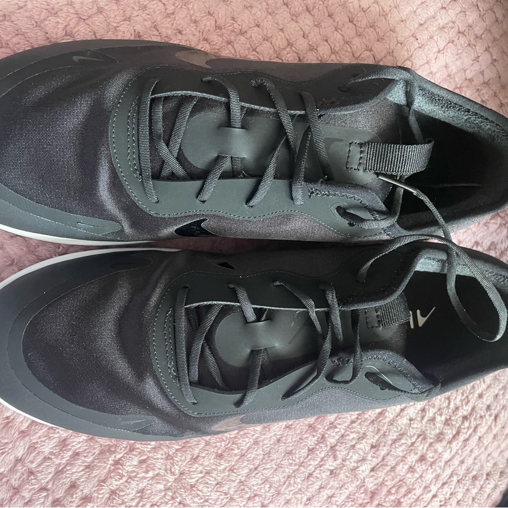 Women’s Black Nike Air Max Dia